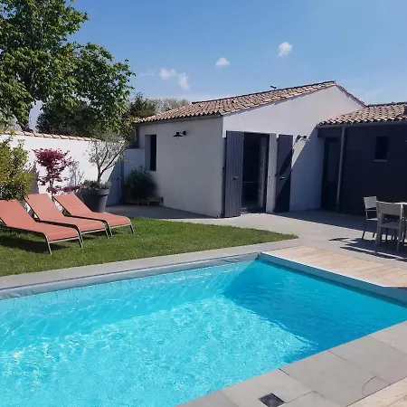 La Poudriere Ile De Re Saint-Martin-de-Ré